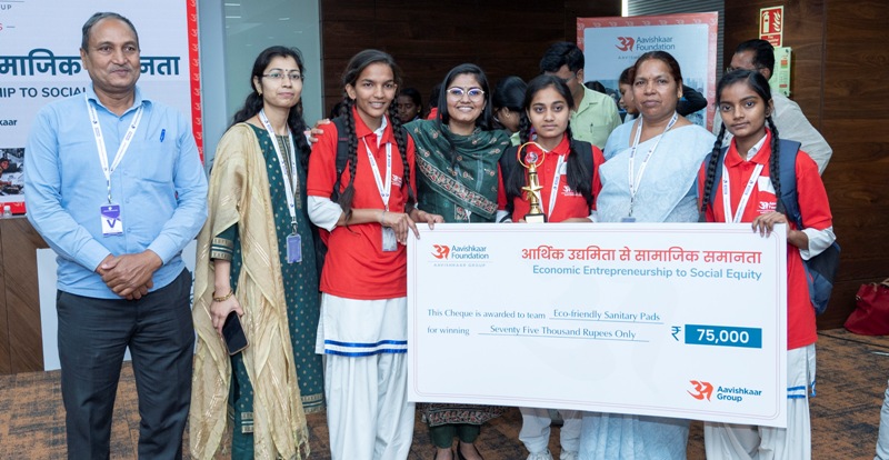 Aavishkaar Foundation launches Young Entrepreneurship Program in Varanasi, engages 1100 students through business plan challenge
